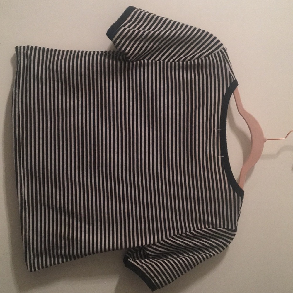 Black and White crop shirt